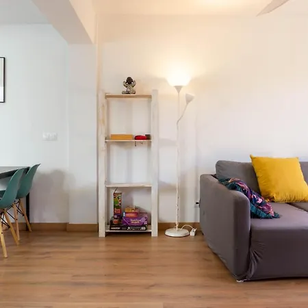 Casadelsol Soleado/3 Habitaciones/playa/aeropuerto Apartamento *